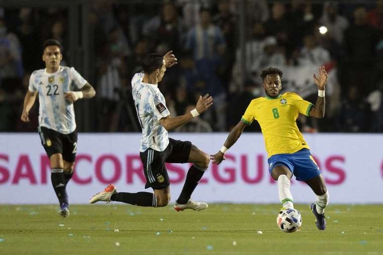 Fred em ação no jogo diante da Argentina (Foto: Lucas Figueiredo/CBF)