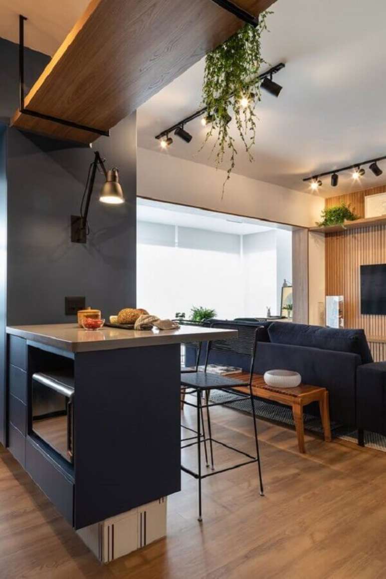 41. Decoração moderna para cozinha conjugada com sala de estar – Foto: Marina Carvalho Arquitetura