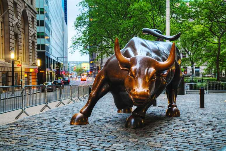 Touro de Wall Street, nos Estados Unidos | Imagem: Shutterstock