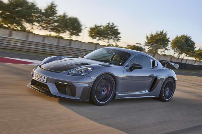 Porsche 718 Cayman GT4 RS: Melhor Carro Premium