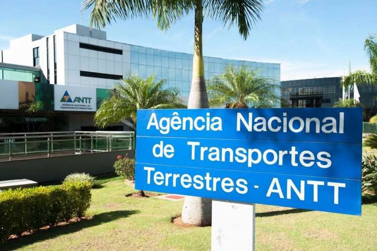 Agência Nacional de Transportes Terrestres (ANTT; votação expôs divergências dentro da agência