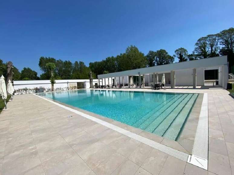 4. Aten&ccedil;&atilde;o a manuten&ccedil;&atilde;o necess&aacute;ria da piscina &ndash; Foto: habitissimo