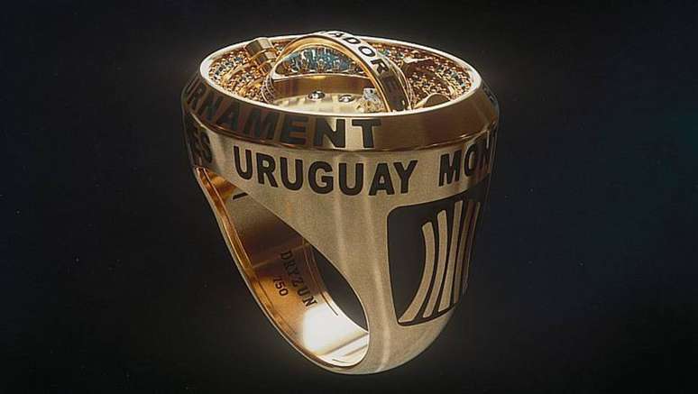 Craque da Libertadores ganhará anel de 122 diamantes inspirado no estádio Centenário.
