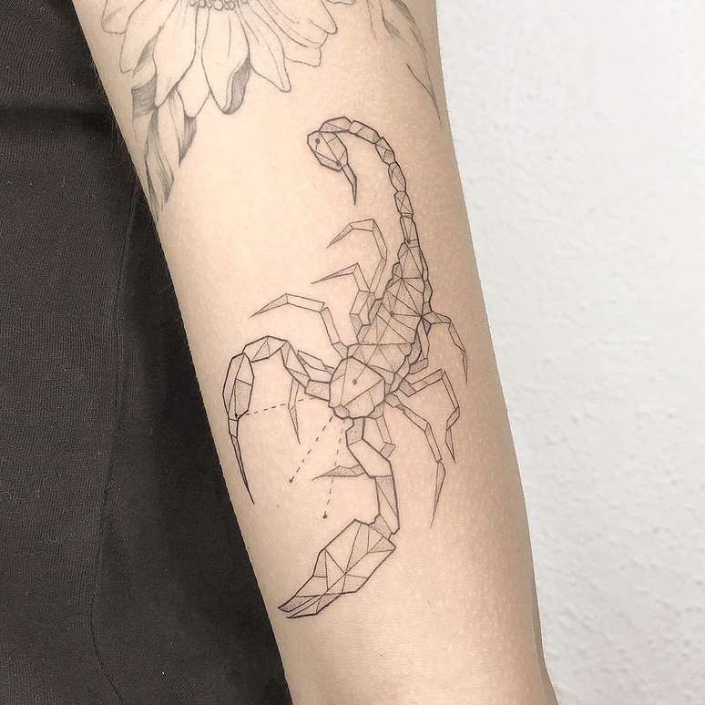 tatuagem signo escorpião 18