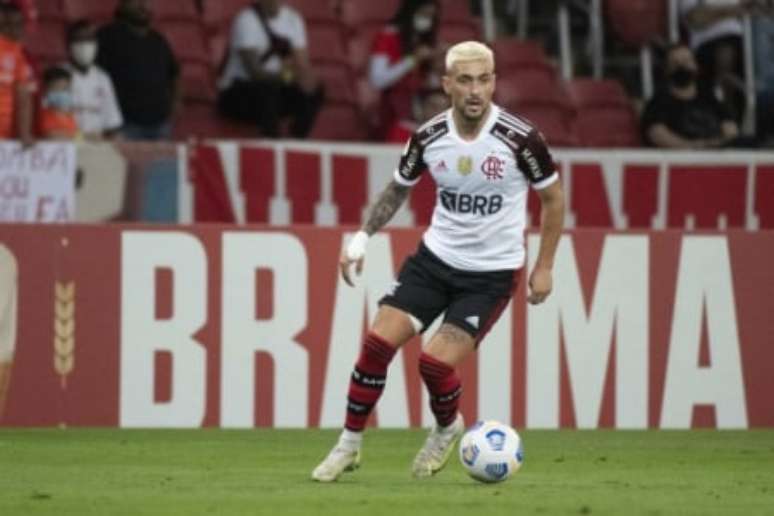 Arrascaeta voltou após quase dois meses se recuperando de lesão (Foto: Alexandre Vidal/Flamengo)