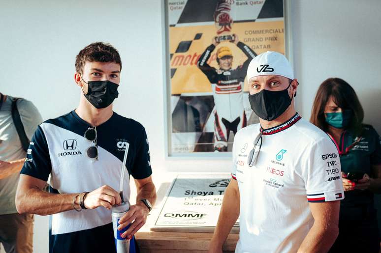 Gasly, o causador da polêmica bandeira amarela, e Bottas, um dos punidos