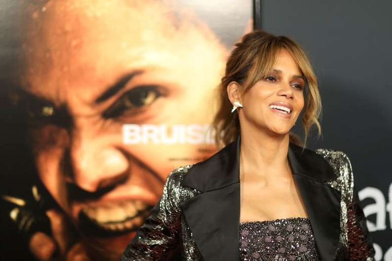 Atriz e diretora Halle Berry na pré-estreia de "Ferida" em cinema de Los Angeles
13/11/2021
REUTERS/David Swanson