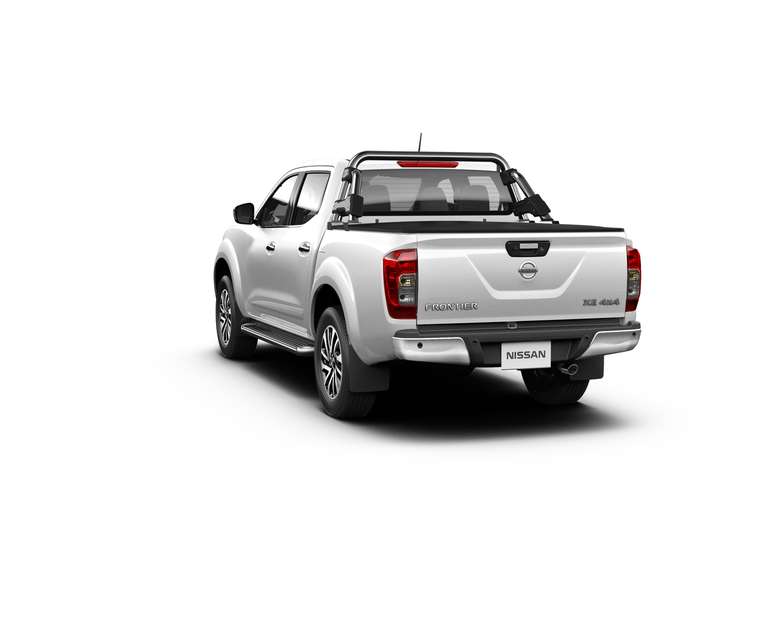 Nissan Frontier XE Chrome Edition