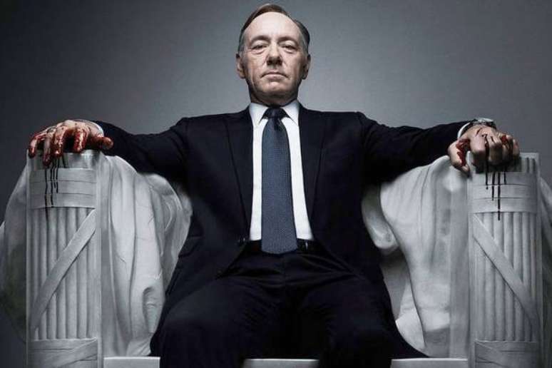 Kevin Spacey interpretava o político Frank Underwood em "House of Cards", primeira série original da Netflix