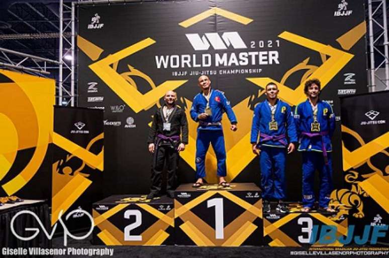 Roberto Facada falou sobre o ouro no Mundial Master de Jiu-Jitsu (Foto; Giselle Villasenor/IBJJF)