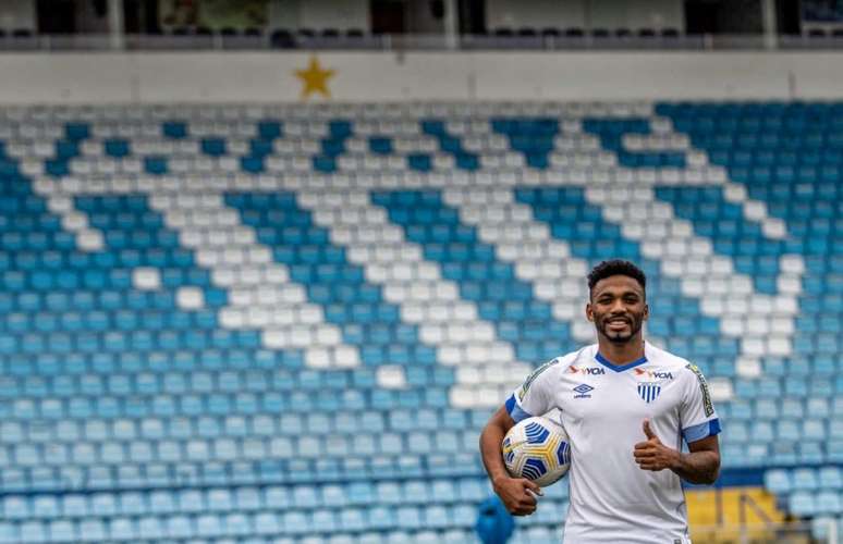 Jean Cléber não joga contra o Sampaio Corrêa (Foto: Divulgação / Avaí)