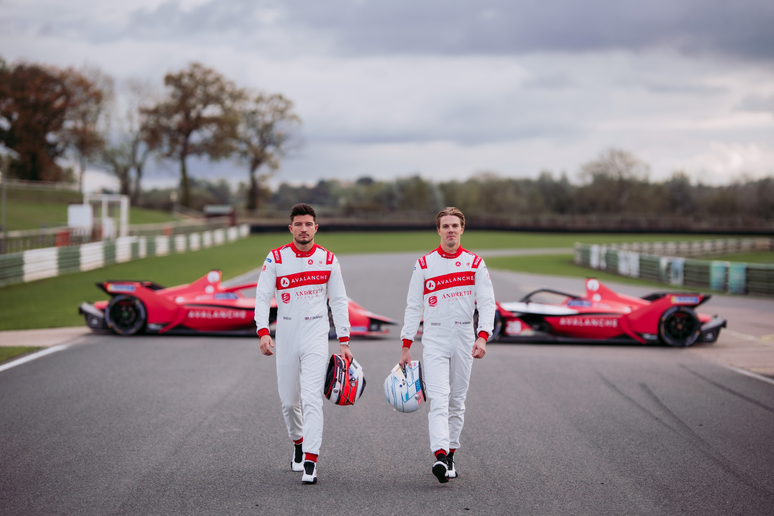 Jake Dennis e Oliver Askew formam a dupla da Andretti em 2022 