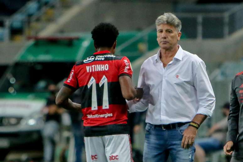 Renato Gaúcho após gol de Vitinho pelo Flamengo