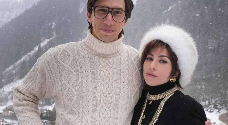 Adam Driver e Lady Gaga em cena de “House of Gucci 