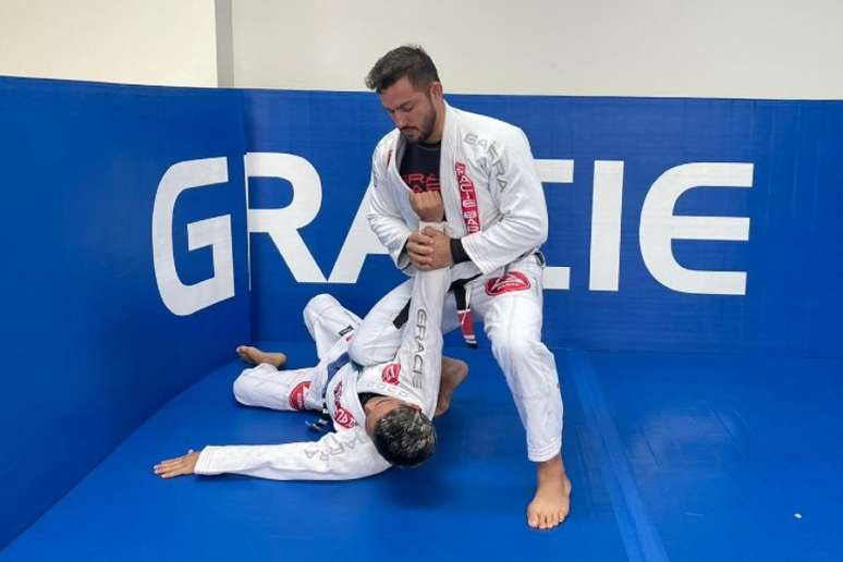 Faixa-preta da Gracie Barra Boca Raton, Marcos Vinicius lidera projeto para crianças autistas (Foto: divulgação)