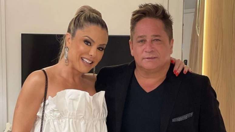 Poliana Rocha e Leonardo estão juntos há mais de 20 anos.