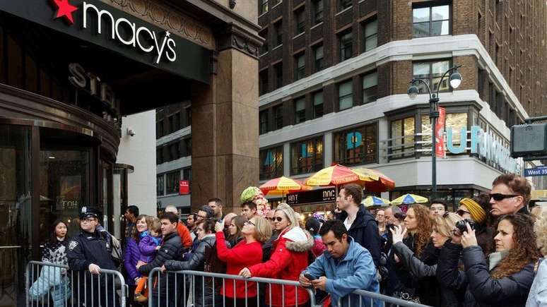 Loja de departamentos Macy's se inspirou na canadense Eaton's e passou a patrocinar desfiles e eventos natalinos para incentivar as compras