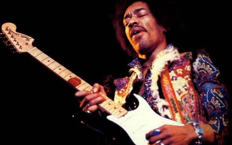 Jimi Hendrix, o incomparável “canhotinha de ouro” da guitarra (Foto/Divulgação)