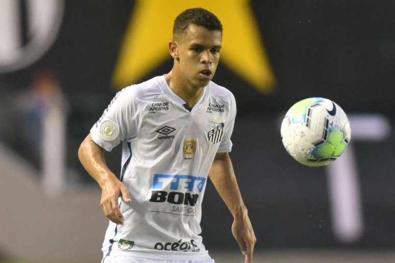 Sandry voltou ao time na partida contra o Fortaleza (Crédito: Ivan Storti/Santos)