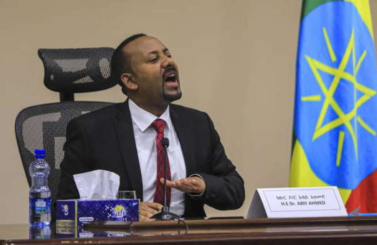 Abiy Ahmed prometeu liderar ofensiva contra rebeldes