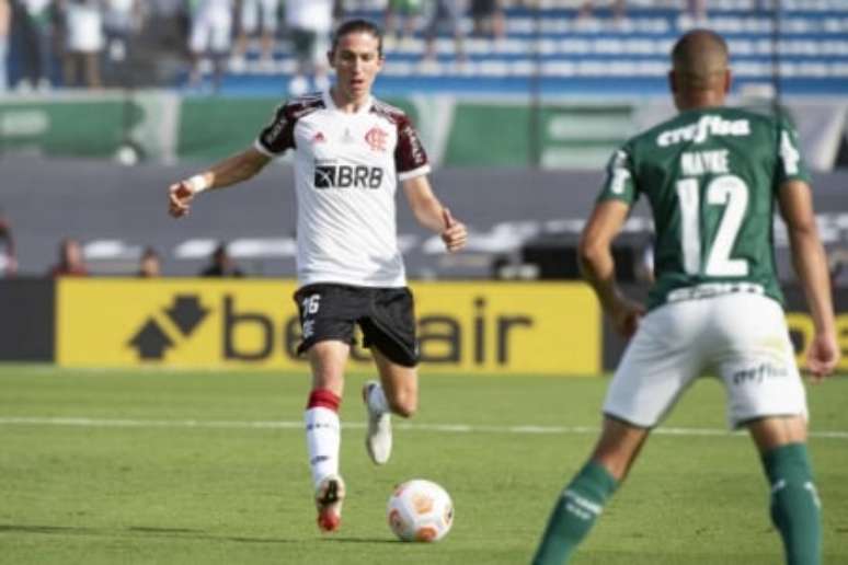 Filipe Luís saiu ainda no 1º tempo (Foto: Alexandre Vidal/Flamengo)