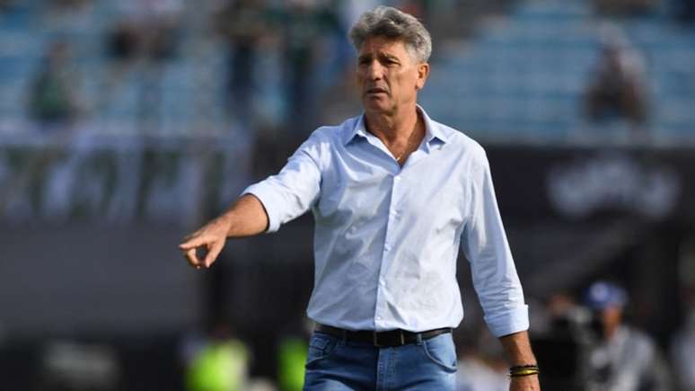 Renato Gaúcho durante a final da Libertadores (Foto: PABLO PORCIUNCULA / AFP)