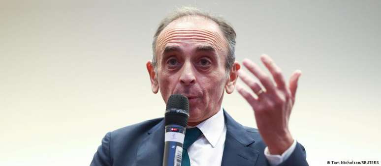 "Decidi tomar o nosso destino nas mãos", afirmou Eric Zemmour ao anunciar sua candidatura à Presidência