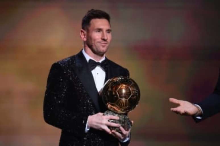 Messi venceu a sua sétima Bola de Ouro (Foto: FRANCK FIFE / AFP)