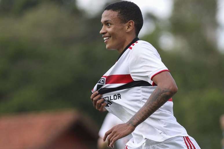 Caio foi relacionado para a partida contra o Grêmio (Foto: Anderson Rodrigues/Saopaulofc.net)