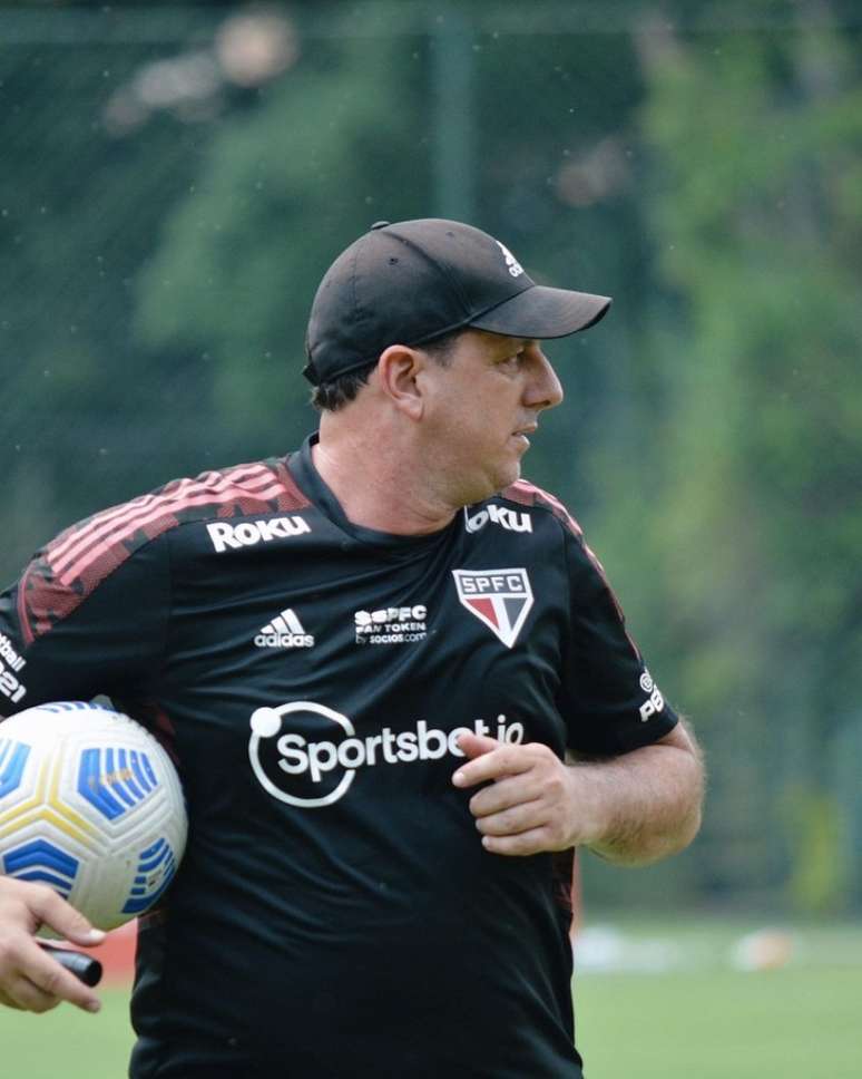 Rogério Ceni durante último treino do São Paulo para o jogo contra Grêmio (Foto: Reprodução/Facebook/saopaulofc)