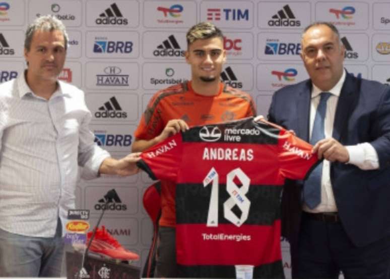 Andreas chegou ao Flamengo muito badalado; agora, vive indefinição