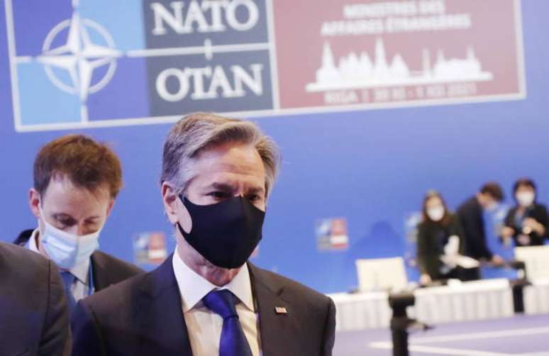 Blinken durante cúpula ministerial da Otan em Riga, na Letônia