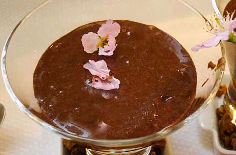 Mousse de chocolate francesa