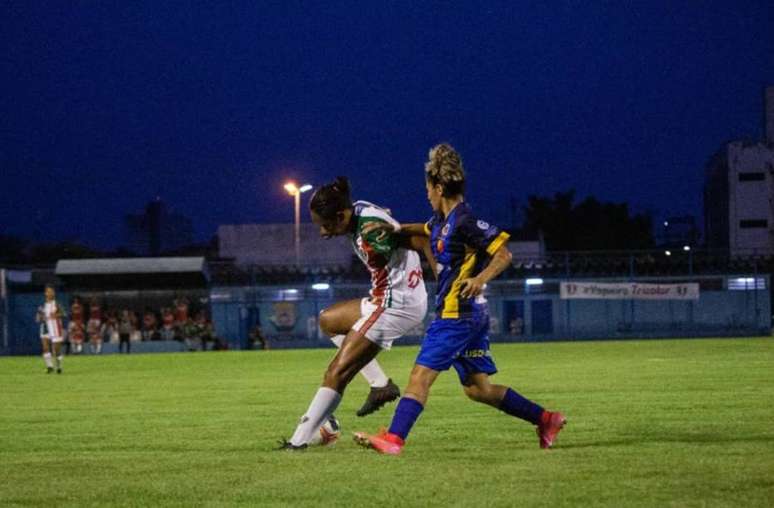 Jogadores do Abelhas Rainhas, time feminino do Piauí, foram assaltadas depois da partida do campeonato local nesta quarta-feira.