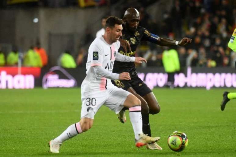 Lens e PSG empataram em 1 a 1 (Foto: FRANÇOIS LO PRESTI / AFP)