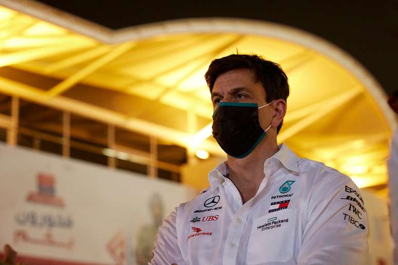Toto Wolff reclamou da atitude de Max Verstappen no GP da Arábia Saudita 