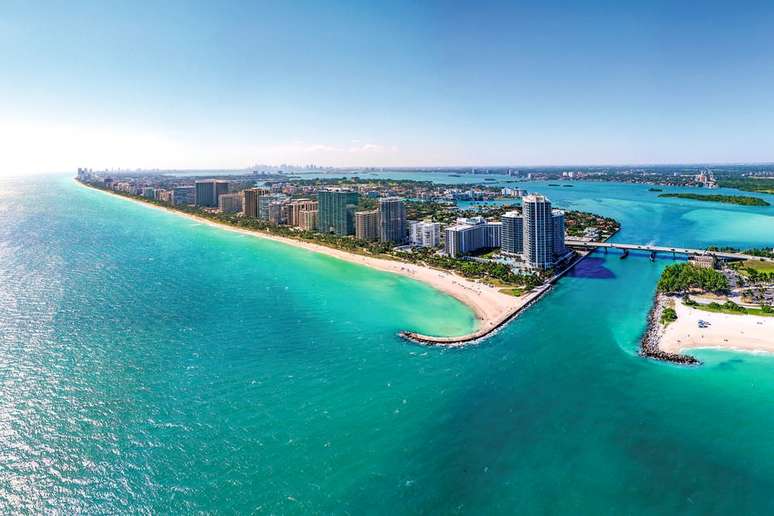 Vista aérea de Bal Harbuor, em Miami