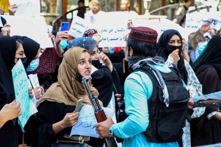 Protesto pelo direito das mulheres em Cabul