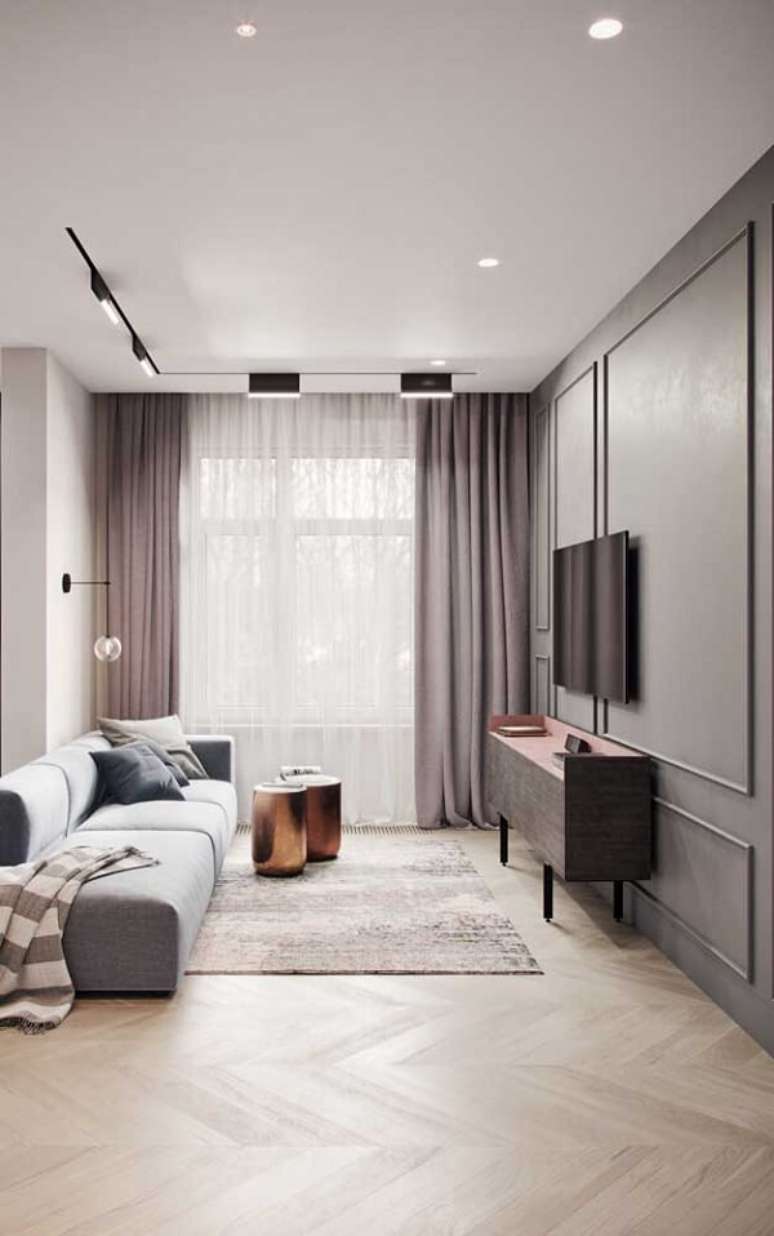 20. A boiserie sala pequena deixa o seu lar ainda mais requintado. Fonte: Ideias Decor