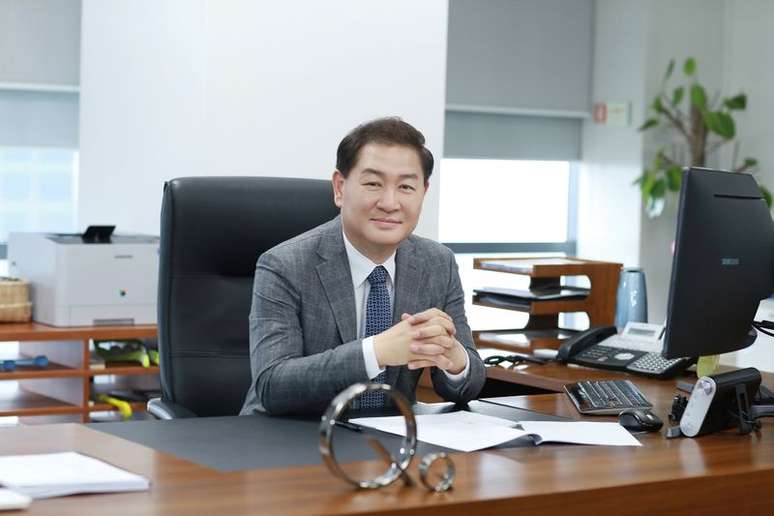 Han Jong-hee, chefe de negócios de exibição virtual da Samsung
cortesia Samsung/via REUTERS