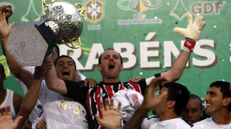 Há 13 anos, São Paulo derrotava o Goiás e era tricampeão brasileiro (Foto: Tom Dib/Lancepress!)