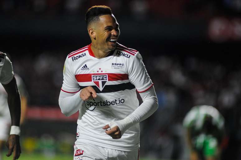 São Paulo derrota o Juventude e se livra do Z4 no Brasileiro