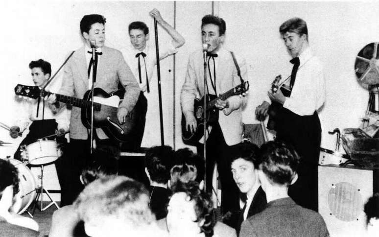 O conjunto The Quarrymen abriu as portas do rock para John Lennon (Foto/Reprodução/Internet)