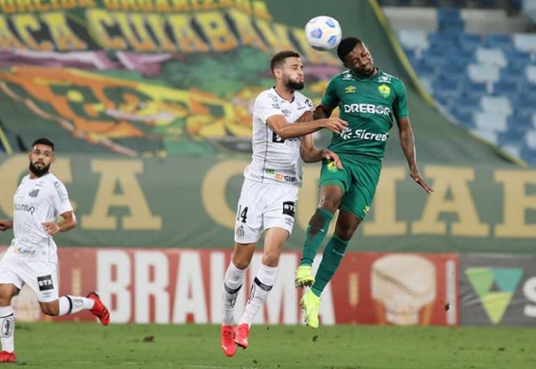 O Santos perdeu para o Cuiabá no primeiro turno do Campeonato Brasileiro (Foto: AssCom Dourado)