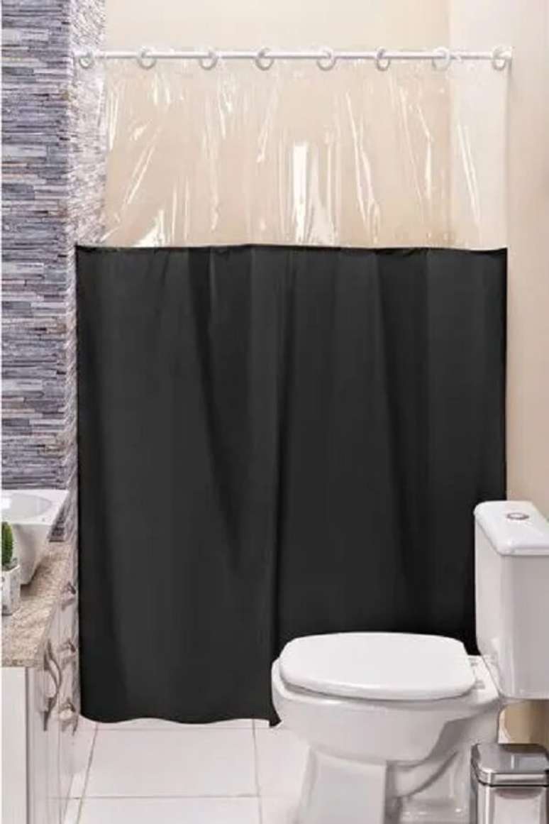 40. Mescle diferentes materiais na cortina de box para banheiro. Fonte: Mobly