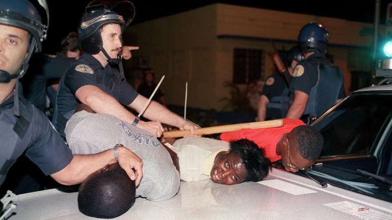 A violência policial contra negros é um problema presente até hoje no país