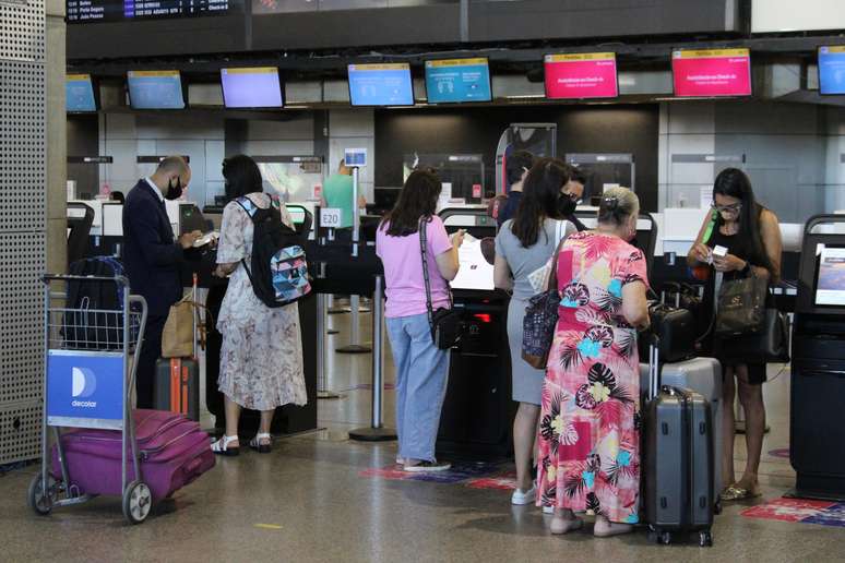 Movimentação no Aeroporto Internacional de São Paulo na cidade de Guarulhos (SP)