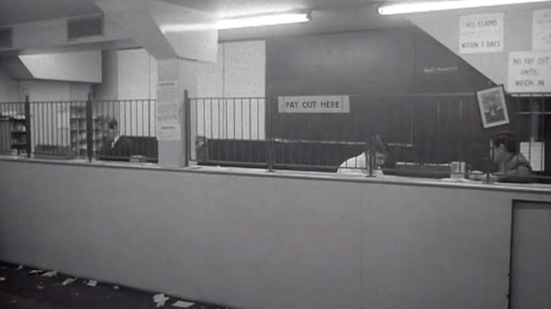 Casas de apostas nas d&eacute;cadas de 1960 e 1970 tinham decora&ccedil;&atilde;o escassa