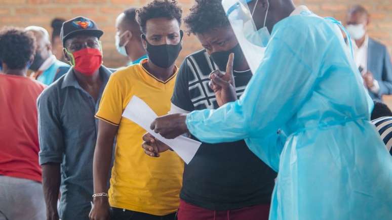 Necessidade de infraestrutura adequada para preservar as vacinas &eacute; um dos maiores obst&aacute;culos em pa&iacute;ses com baixas taxas de vacina&ccedil;&atilde;o, como Ruanda