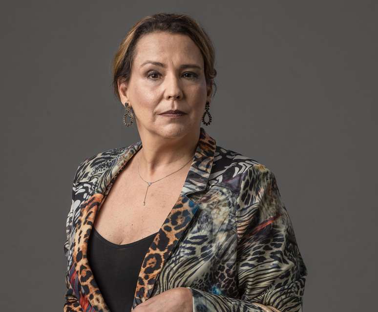 Ana Beatriz Nogueira está no elenco de 'Um Lugar ao Sol'